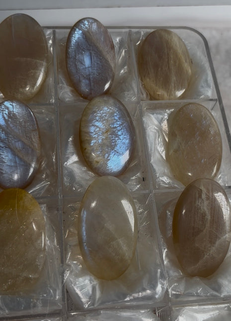 9 Pieces ! High Grade Flashy Rainbow Moonstone Lot