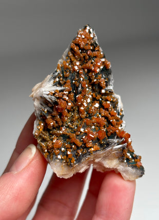 Vanadinite with Barite DW022