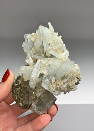 Unusual ! Blue Barite with Pyrite