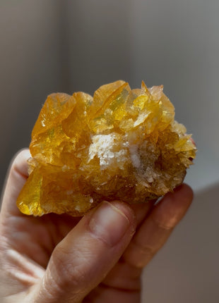 Gemmy Golden Honey Selenite from Peru 💎 PM0403