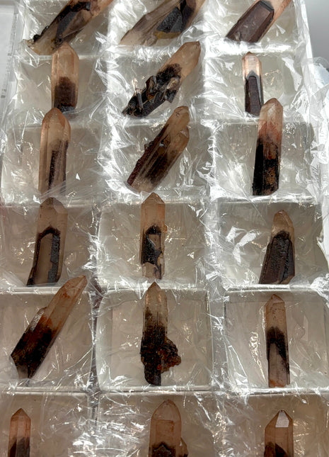 18 Piece Lot ! Shimmering Nevara Quartz