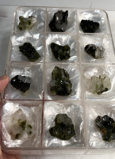 12 Pieces ! High Grade Green Epidote with Quartz Lot