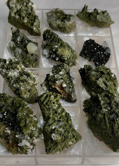 12 Pieces ! Very High Grade Forest Epidote with Quartz Lot