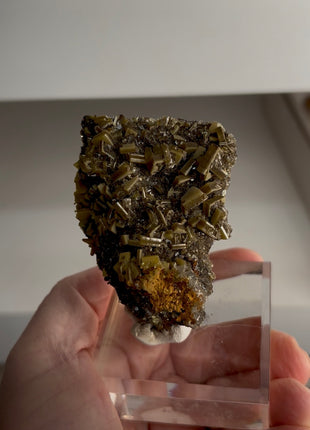 Wulfenite Sandwich Specimen