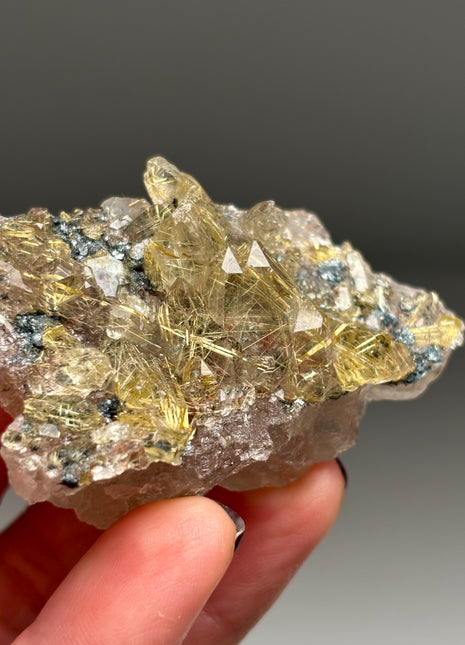 Quartz with Rutile and Hematite - from Novo Horizonte