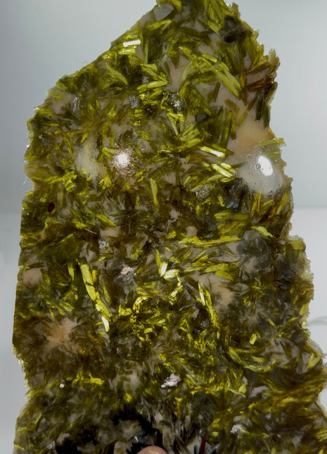 Green Actinolite in Quartz PM1682