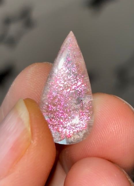 Firey Pink 💖 Gem Covellite in Quartz PM0862