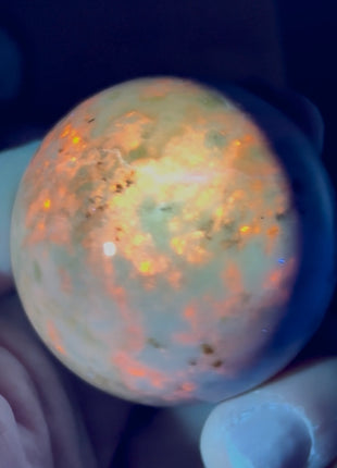 Glowing Yooperlite Sphere from Russia PM0797