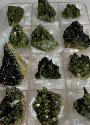 12 Pieces ! Very High Grade Forest Epidote with Quartz Lot