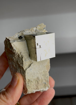 Cubic Pyrite on Matrix PM1713
