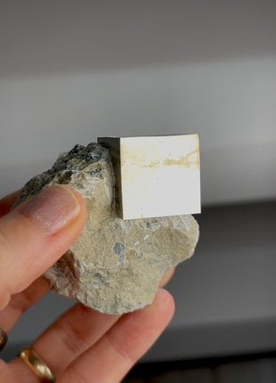 Cubic Pyrite on Matrix PM1705